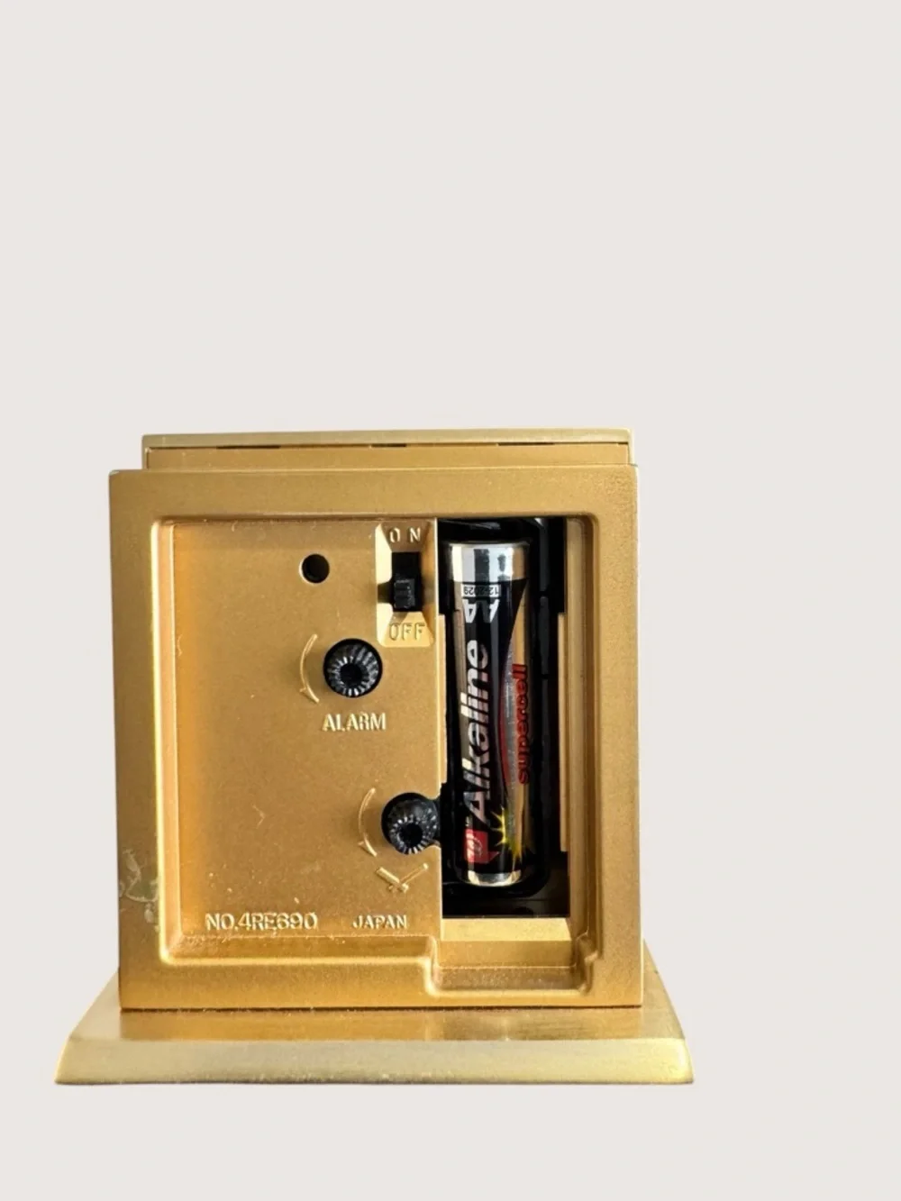 VTG Bulova Quartz Desk Clock Thermometer Pen Set Gold Tone Executive Desk Set